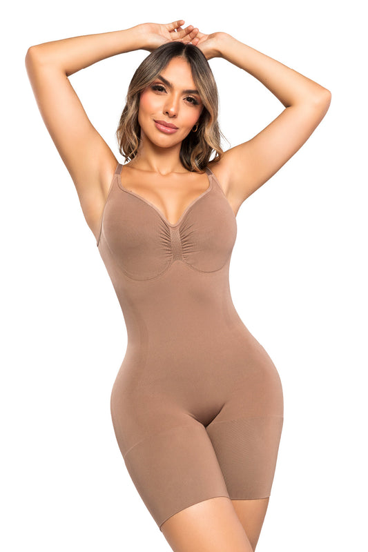 - Body SMI7148 lifting integral invisible
- Vista trasera body moldeador lifting
- Body escote profundo tirantes removibles