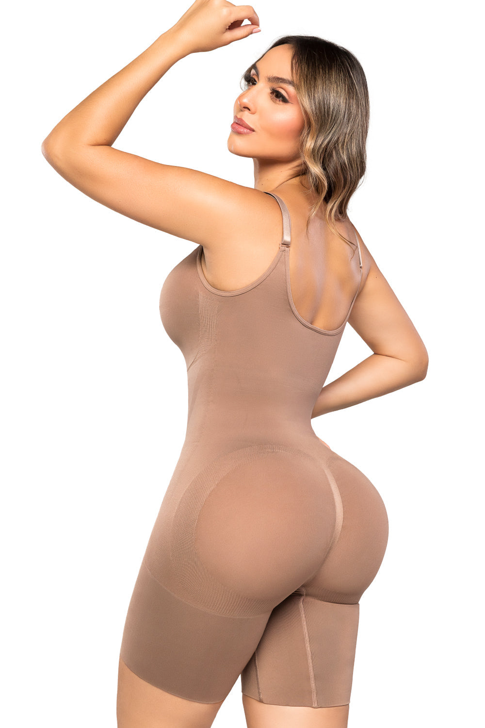 Body faja invisible Stagmi de compresión media con espalda alta y efecto lifting en glúteos – Tirantes ajustables cruzados o rectos