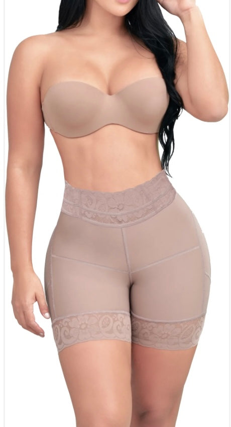 Short  Levanta Gluteos 70014JS