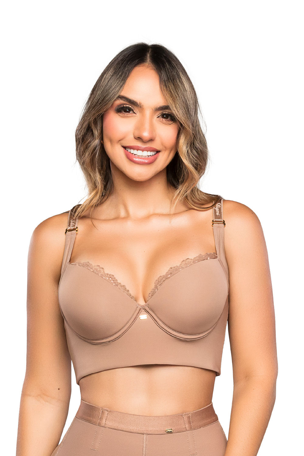 - Brasier SMI03050 control de espalda con encaje
- Vista frontal brasier copas completas y contorno liso
- Tirantes anchos ajustables soporte busto