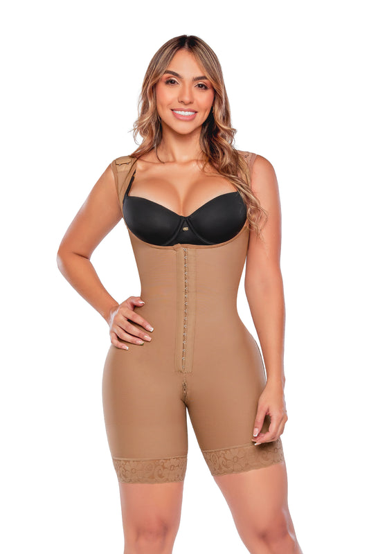 - Faja LA DIOSA SMI7131 triple lifting invisible
- Vista trasera faja short ultrainvisible
- Faja talle alto encaje triple efecto lifting 