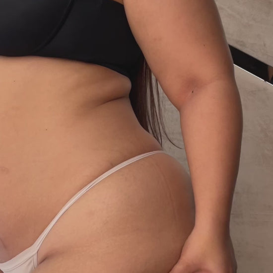 - Faja ENCANTO SMI7136 strapless lifting
- Vista trasera faja ultrainvisible corta
- Faja strapless cierre lateral lifting
